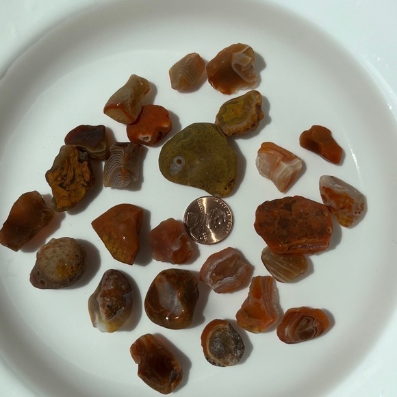 Lake Superior Agates - Picture 5 of 6